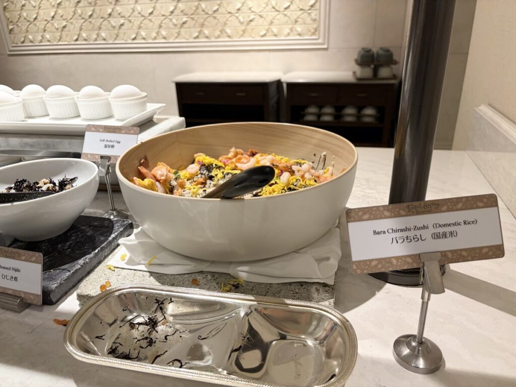 ファンタジースプリングスホテル 朝食ビュッフェ パエリア・日替わり洋食メニュー