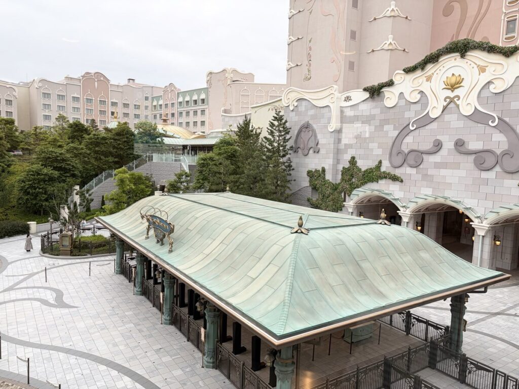ファンタジースプリングスホテル外観・上から見た全景