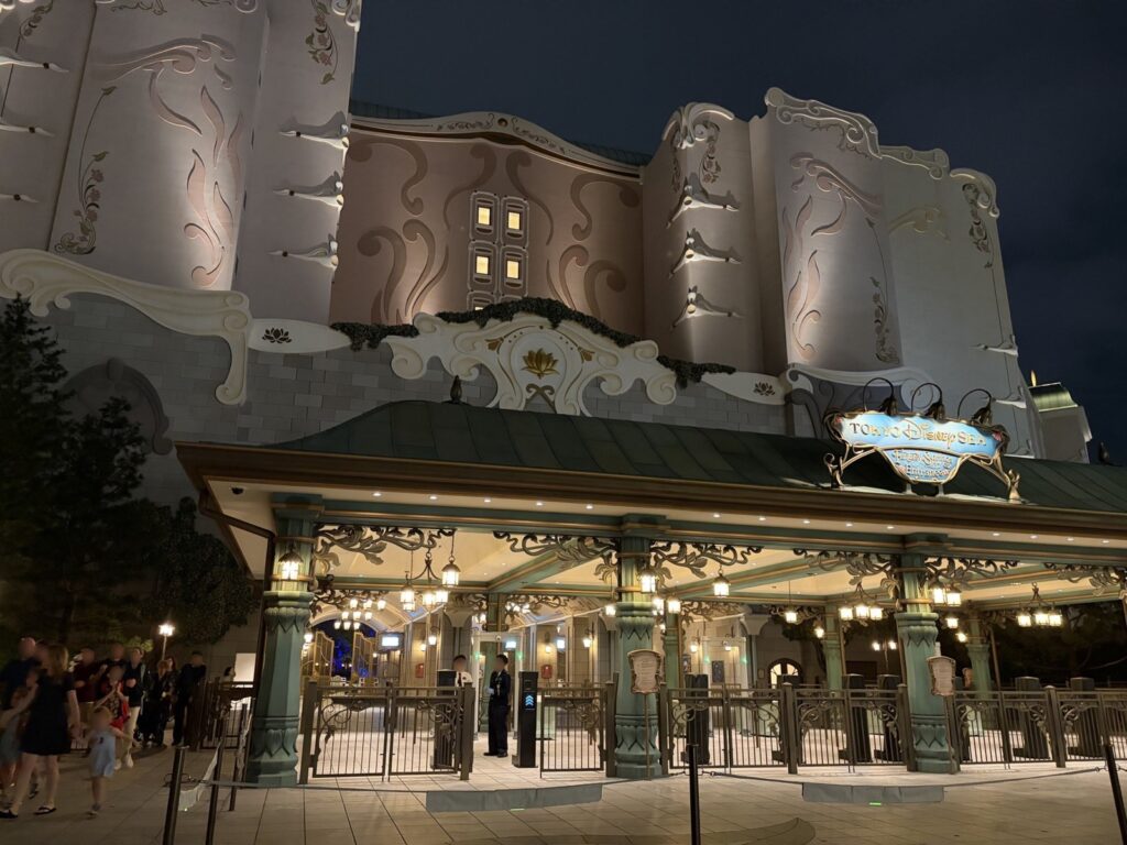 ファンタジースプリングスホテル夜景