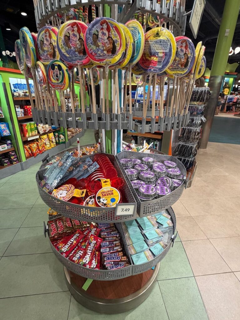 ポップセンチュリーのショップのお菓子コーナー（その4）