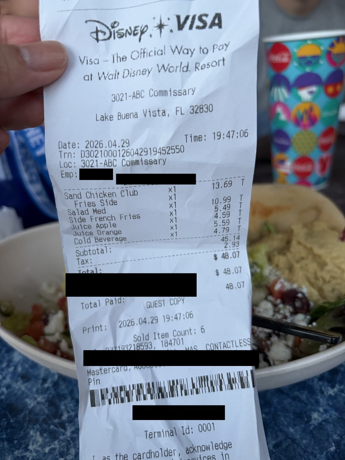 マジックキングダムのCosmic Rays Starlight Caféで家族4人が食事したレシート(約6,989円)